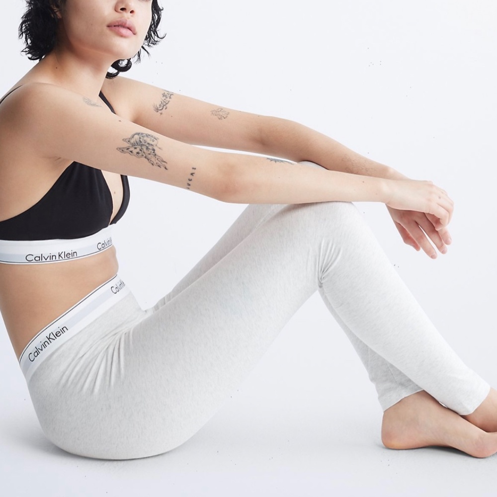 đź’–MEGA SALEđź’–Calvin Klein Women's Pure Ribbed Lounge White Legging QS6686-110 - Picture 2 of 5